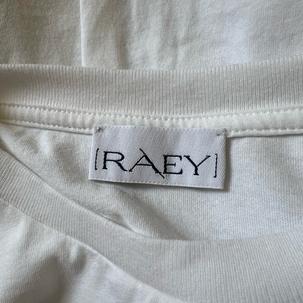 RAEY - Picture 2 of 3
